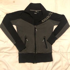 3/40$BENCH - Grey/Black Sport Sweater